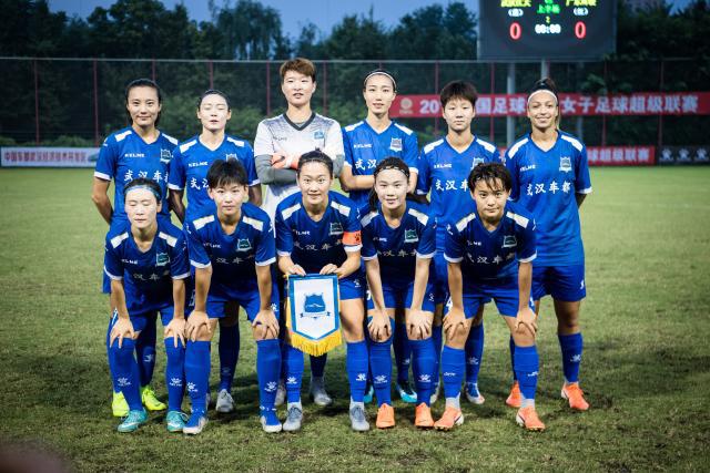Shams：詹姆斯拖慢了联盟运作 有8-10个自由球员都在等他的决定